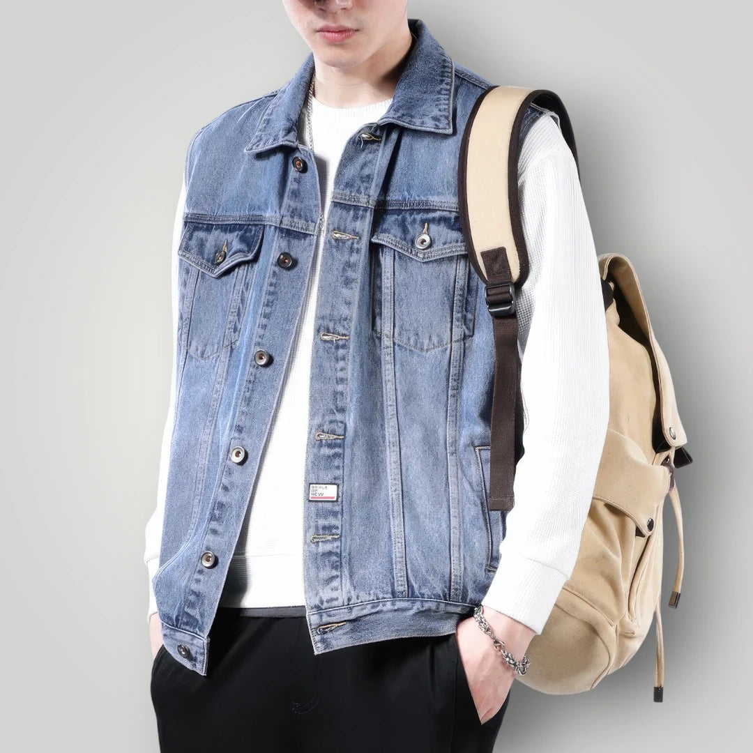 Veste sans manche en jean bleu clair homme